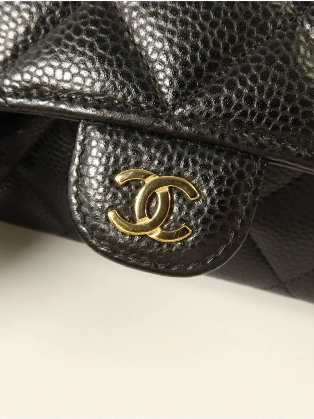 🖤CHANEL CLASSIC FLAP LONG WALLET WITH GOLD TONE HARDWARE 🖤